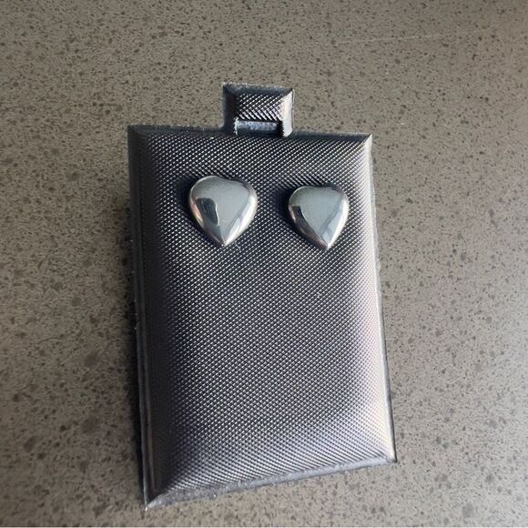 Elegant Set of Sparkling Earrings - Teardrop, Round, Heart Designs Crystals - Picture 7 of 8